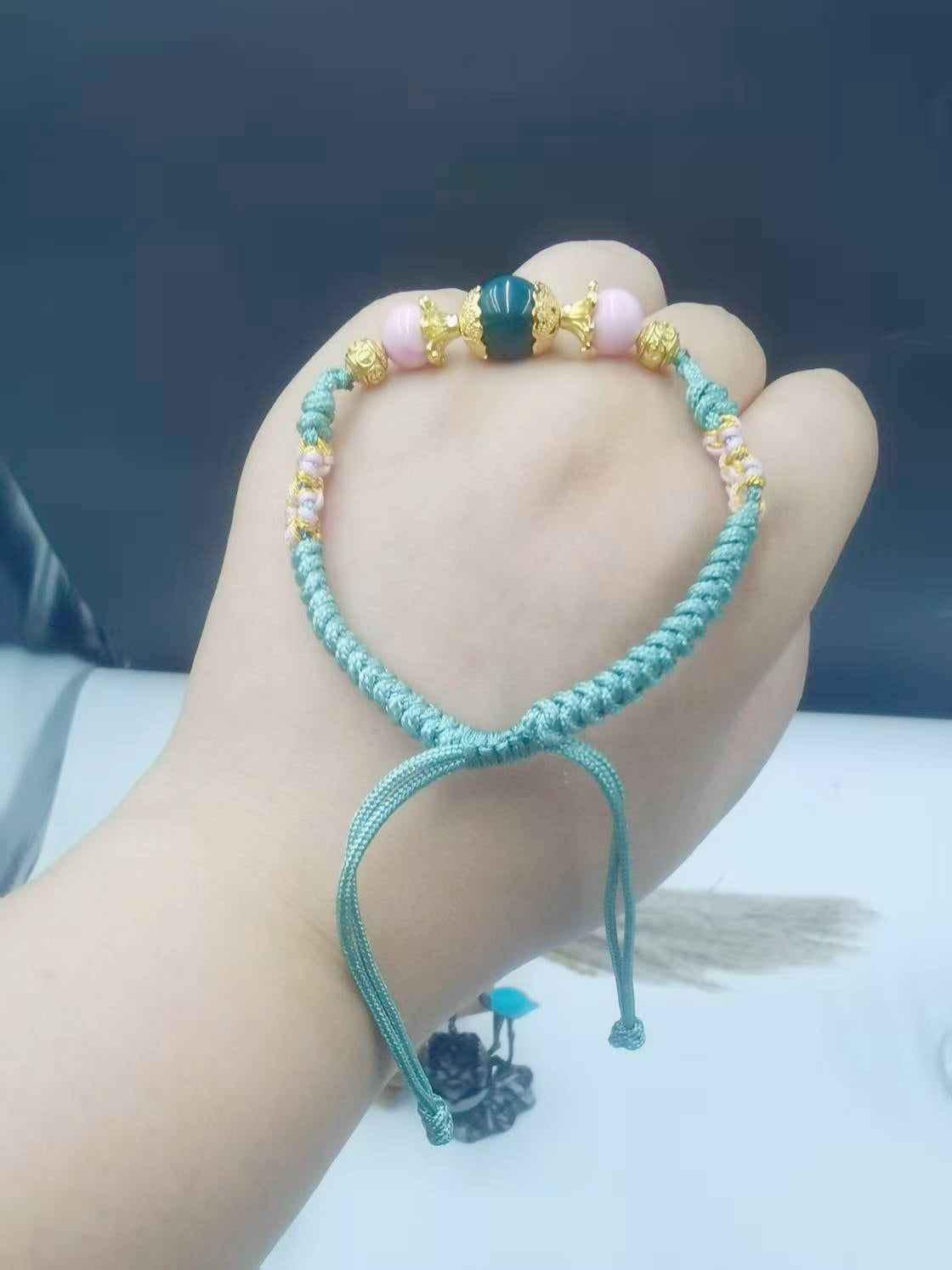 blue apatite queen conch shell crystal bracelet